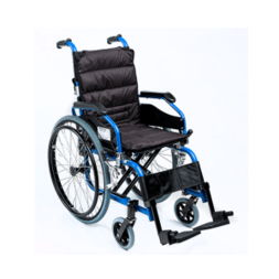 Light paediatric wheelchair with flip arms and footrest